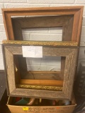 lot of antique vintage and other picture frames