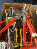 Miscellaneous tools, wrenches, pliers