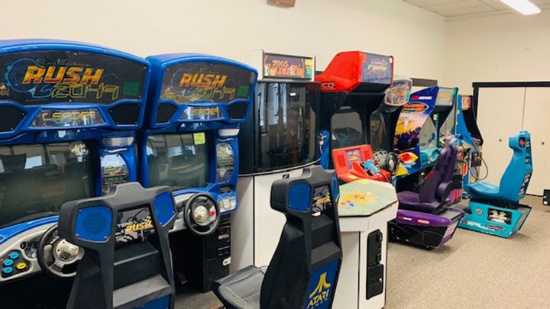 Arcade And Coin-Op Games - 18330 - Brooks