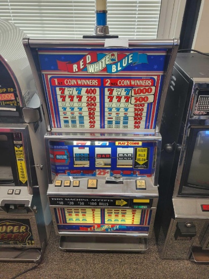IGT Red White and Blue $1-$100 slot machine, no key