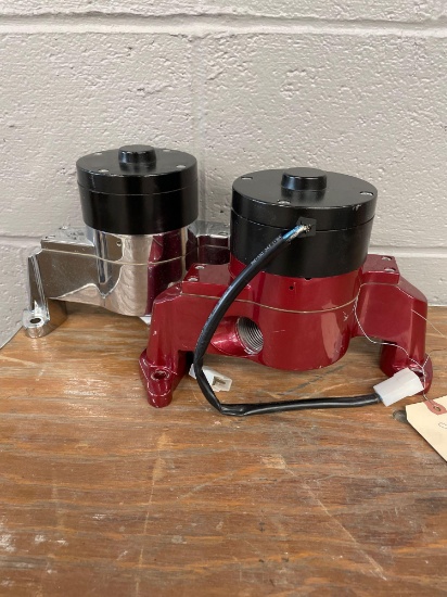2 Electric water pumps