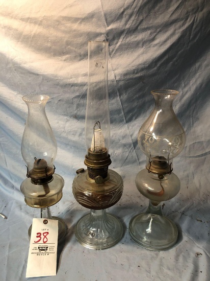 Aladdin oil lamp, 2 other oil lamps