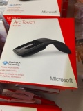 (20) Microsoft Arc Touch Mouse