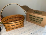 Longaberger 1995 Family Basket. Missing handle attachment.