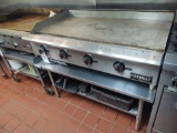 Patriot Platinum Flat-Top Grill, Stainless Stand and Contents