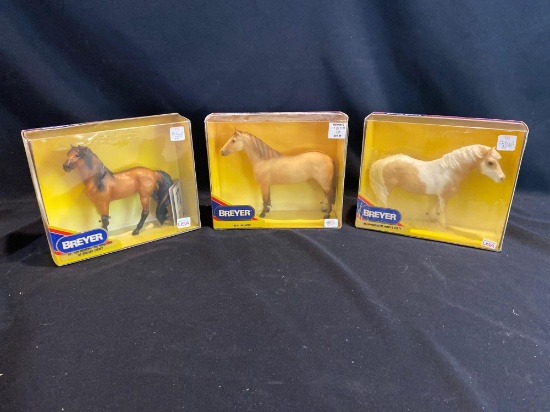 (3) Breyer Horses
