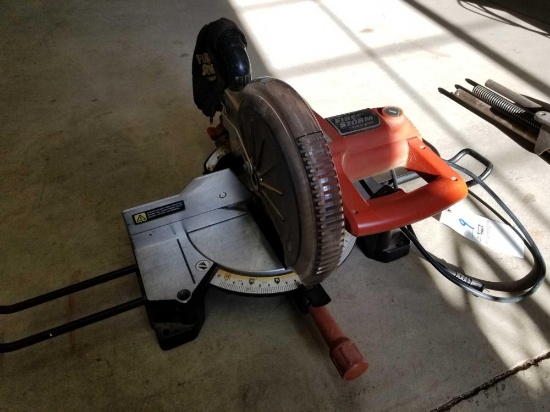 Fire storm B and D power mitre saw