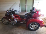 1996 Honda Gold Wing with Champion side car kit, includes old take off part, saddle bags, 104,383