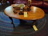 Oak coffee table and side table with Queen Anne legs, contents not included