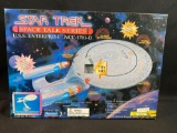 Star Trek Space Talk Series U.S.S. Enterprise Playmates