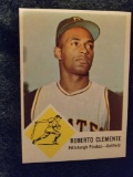 Roberto Clemente 1963 Fleer Baseball card Pittsburgh Pirates HOFer