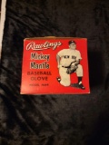 Mickey Mantle 1950s MM9 Baseball Glove in Picture Photo Box RARE