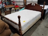 Queensize bed with matress and boxspring