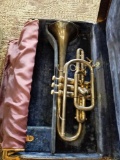 Stradivarius trumpet model 37 with case