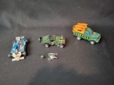 3 Tranformer figures and accessories