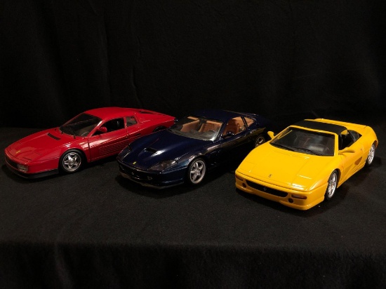 Hot Wheels 1998 Ferrari Testarossa, Maisto Ferrari 550 Marinello, Hot Wheels 1998 Ferrari F355 GTS