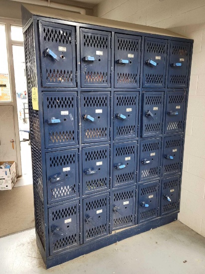 RM. 150- 16 door locker section