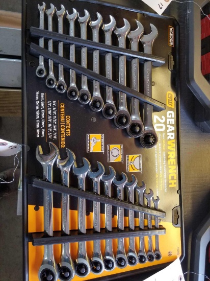 NEW SET GEARWRENCHES, METRIC