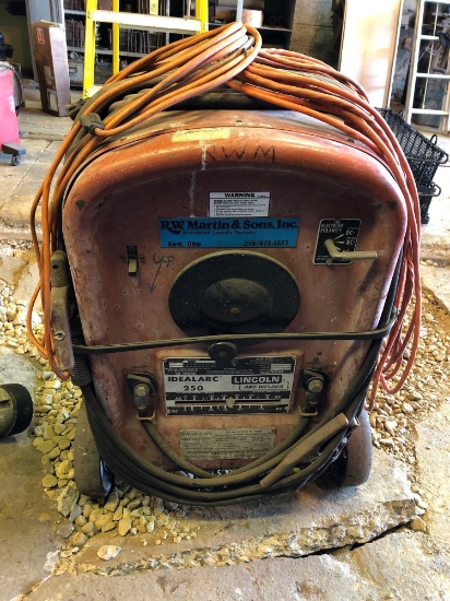 Lincoln idealarc 250 welder