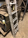 aluminum extension ladder