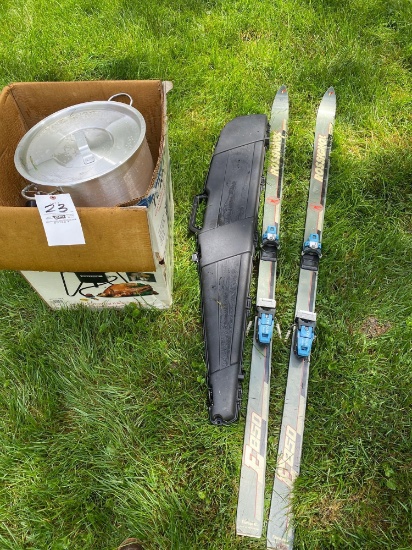 fryer - skis - gun case