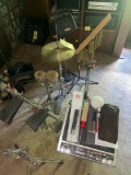 Kustom kpm4 speaker - cymbals - stands