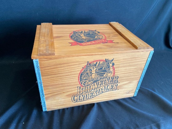 Budweiser Clydesdales Crate