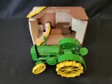 Ertl John Deere 1953 Model D Tractor