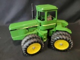 Ertl John Deere Tractor with Duals