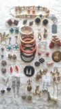 Costume jewelry lot: Bakelite, rhinestones, pins