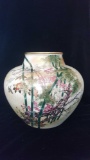 Large and very fine old Japanese satsuma pottery vase