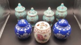 7 miniatures Asian themed ginger jars