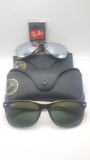 Two pairs of ladies RAY-BAN sunglasses and cases