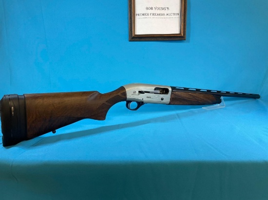 Beretta xplor light 12 ga shotgun with choke tube s/n XA033560