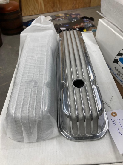 small block Chevy aluminum finned Valve covers