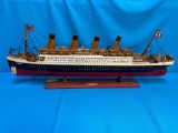 Titanic boat model wooden 32 inches long