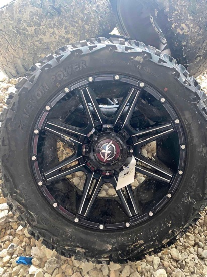 set of (4) Fuel 20 inch rims with tires