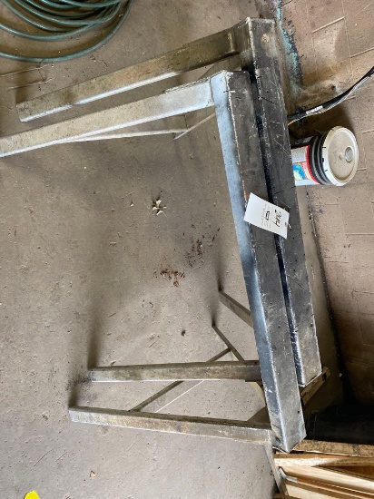 aluminum saw horses