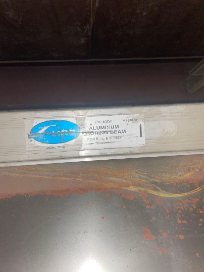 (8) S-Line illumining shortening beams
