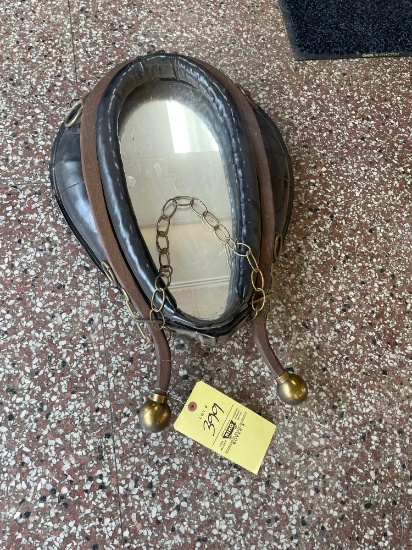 horse collar mirror