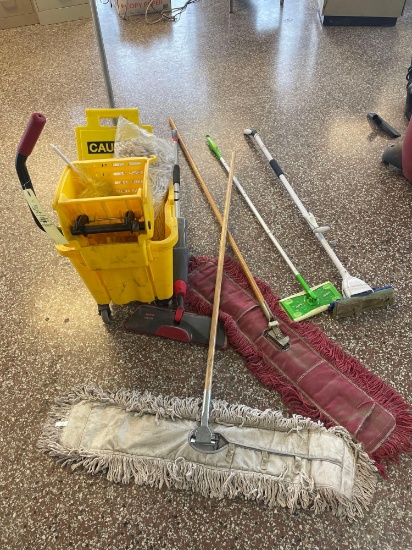 mop bucket - mops -