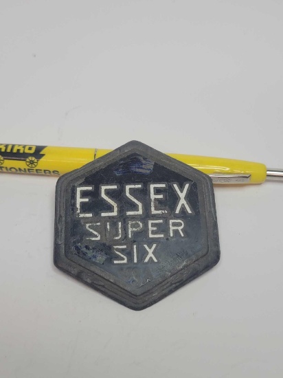 Essex Super Six Automobile emblem
