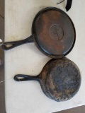 2 cast iron skillets