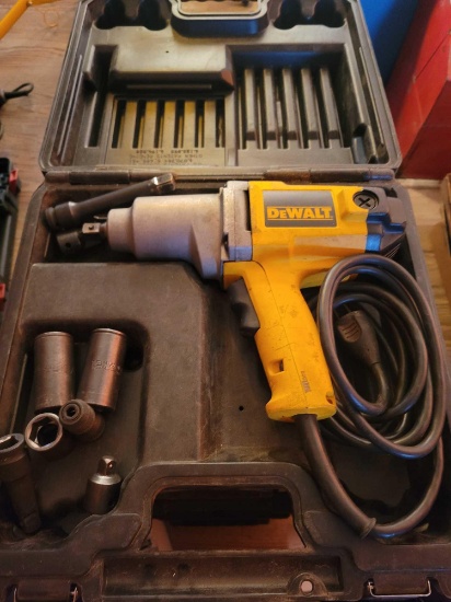 DeWalt 1/2 impact with case