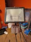 Portable work light on stand, need bulb