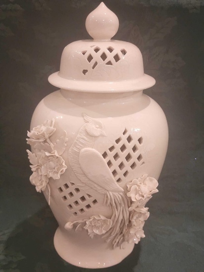 Asian porcelain ginger jar, 15"