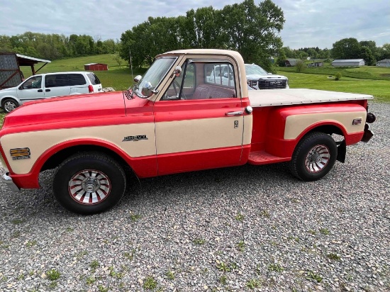 1970 Chevrolet C10 Pickup.