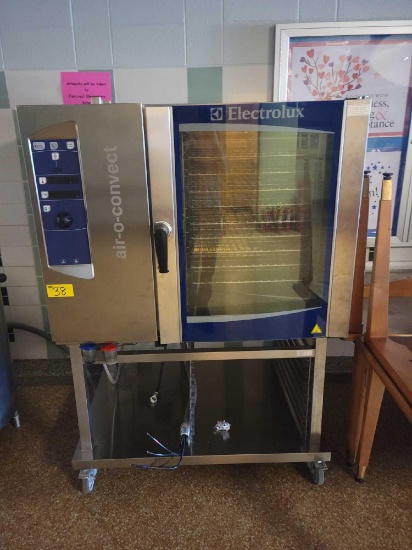 Electrolux Air o convect oven on stand