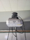 Epson 485wi projector, no remote