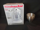 KitchenAid mixer new in the box, 10 speed 4 1/2qt, with accessories